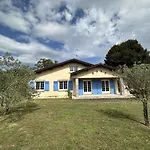 Le Grues Cendrees Holiday home
